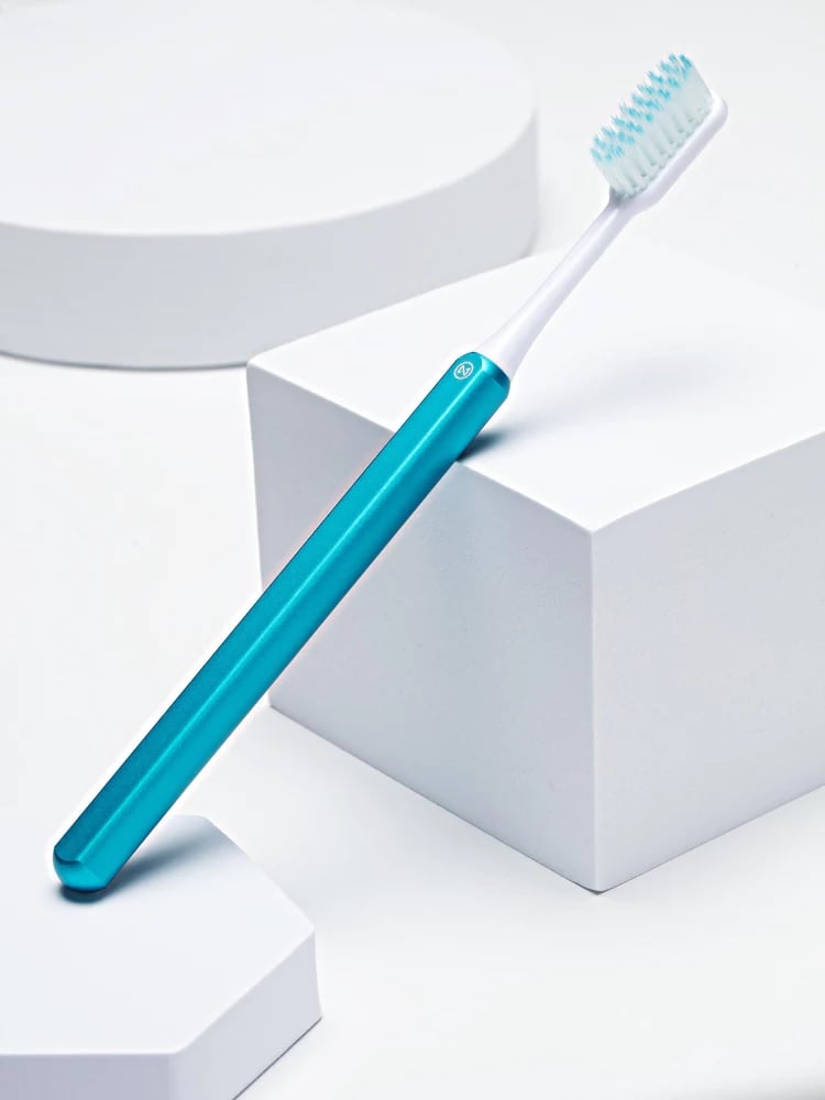 Nada-Toothbrush-Artic_blue